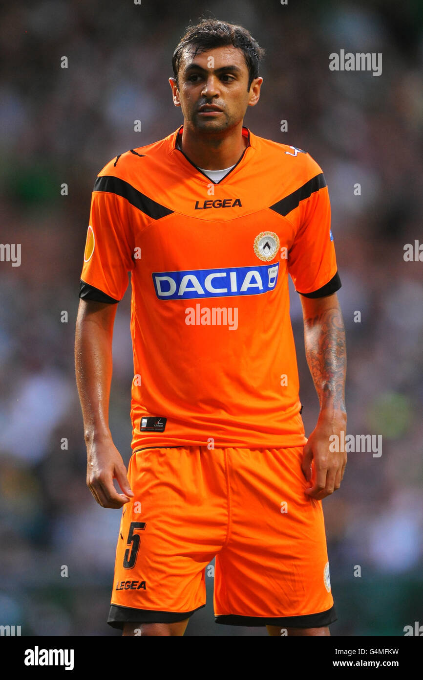 Football - UEFA Europa League - Groupe I - Celtic v Udinese - Celtic Parkv. Roberto Maximiliano Pereyra, Udinese Banque D'Images