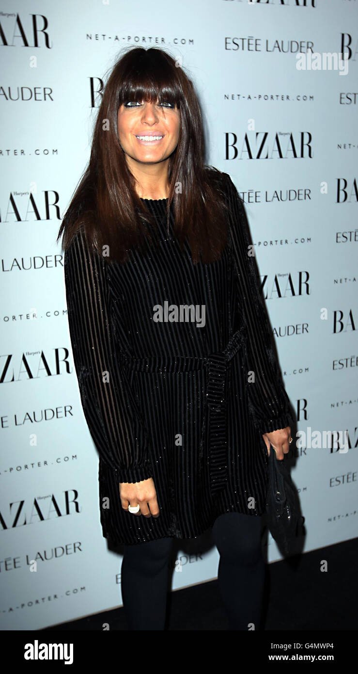 Claudia Winkleman arrive aux Harpers Bazaar Women of the Year Awards à l'hôtel Claridge dans le centre de Londres. Banque D'Images