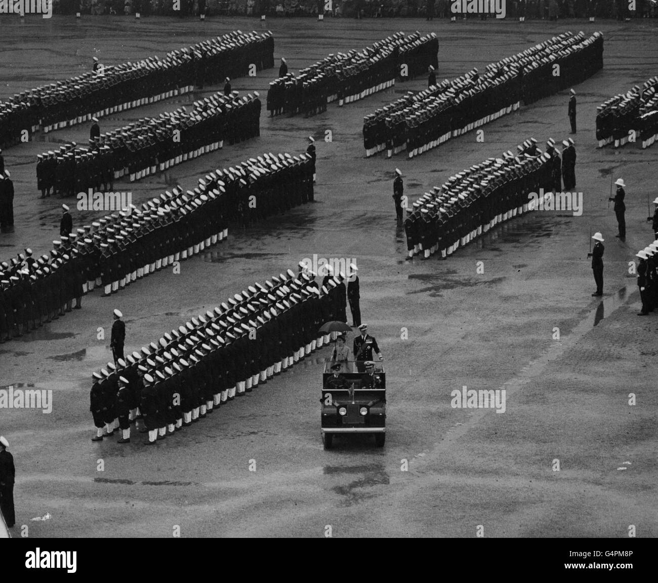Image - Réserve volontaire de la Marine royale Parade du 50e anniversaire - Horse Guards Parade Banque D'Images