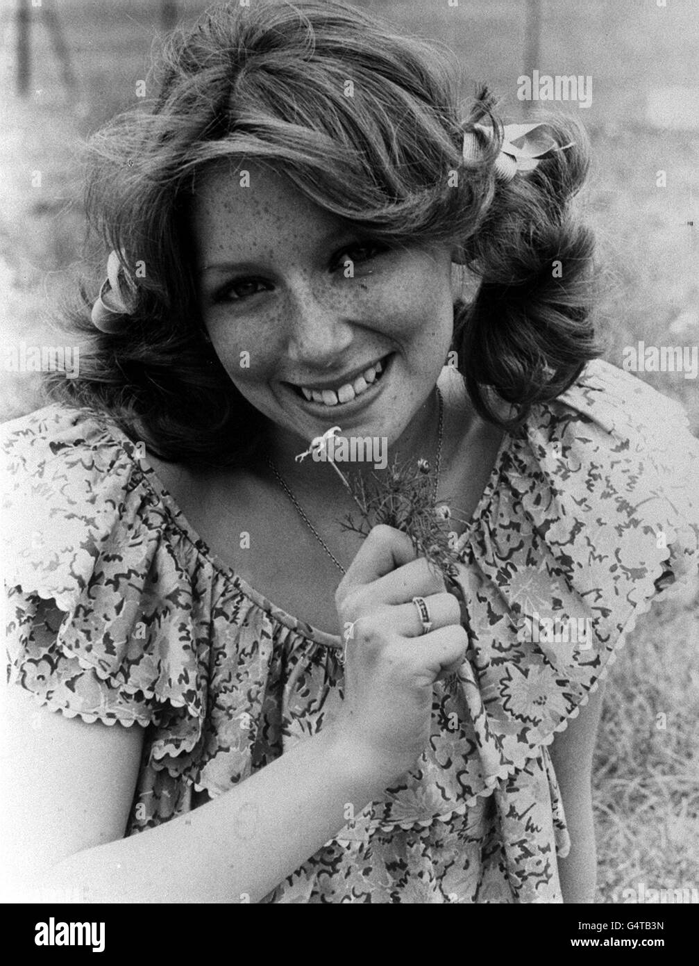 Un fichier de bibliothèque image de la chanteuse Lena Zavaroni. * 7/11/1982 : Lena Zavaroni est admise au London Psychiatric All Saints Hospital à Kennington comme patient. *2/10/1999 : Lena Zavaroni meurt d'une infection suite à une opération. Mlle Zavaroni avait souffert de l'aneroixia nervosa pendant de nombreuses années. Banque D'Images