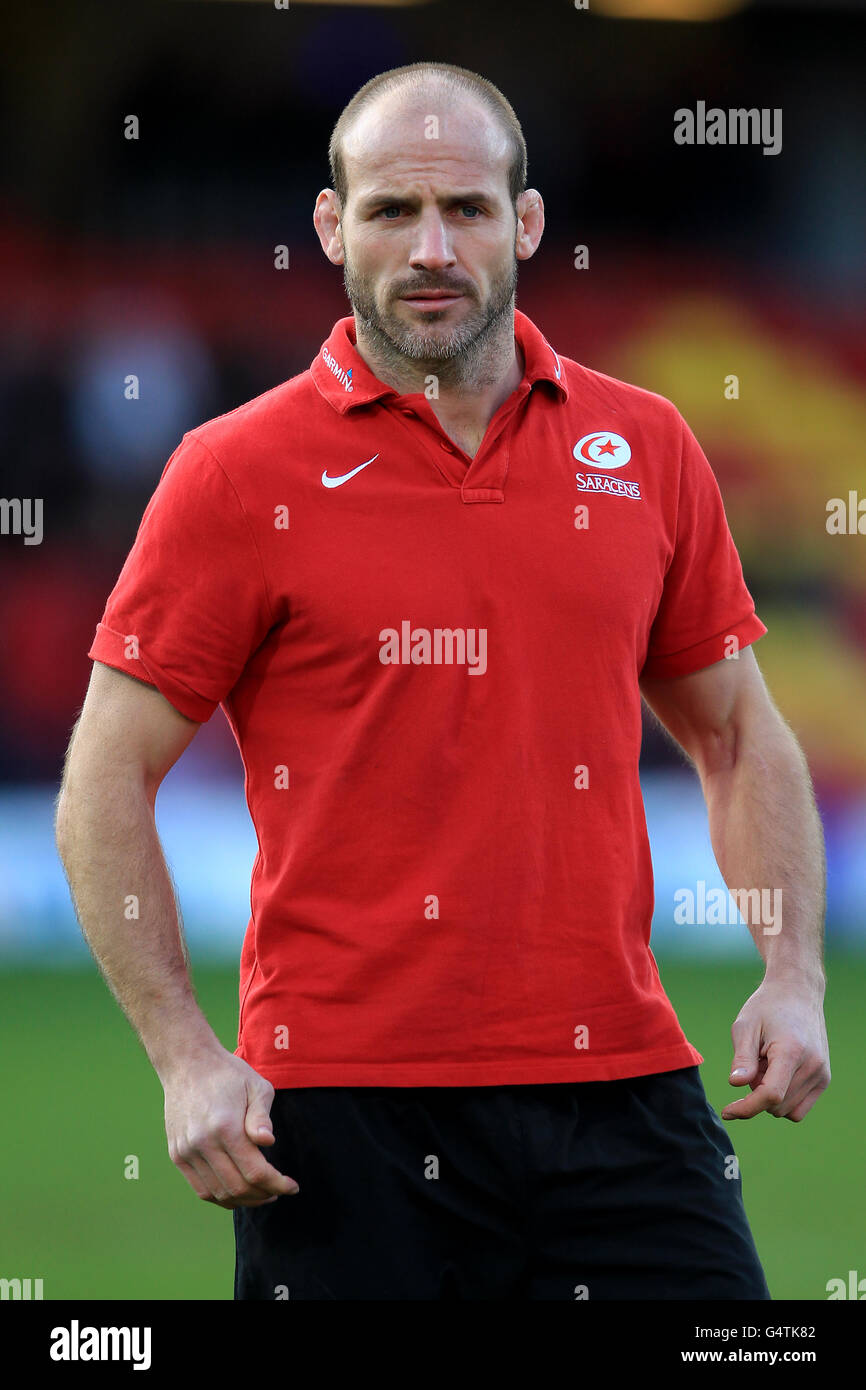 Rugby Union - Heineken Cup - Pool 5 - Saracens / Biarritz Olympique pays Basque - Vicarage Road. Saracens avance l'entraîneur Paul Gustard Banque D'Images