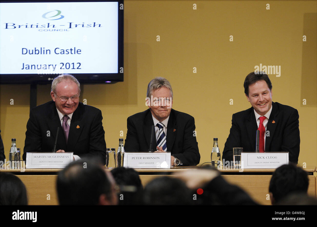 Droit avec le premier ministre adjoint irlandais nord martin mcguinness