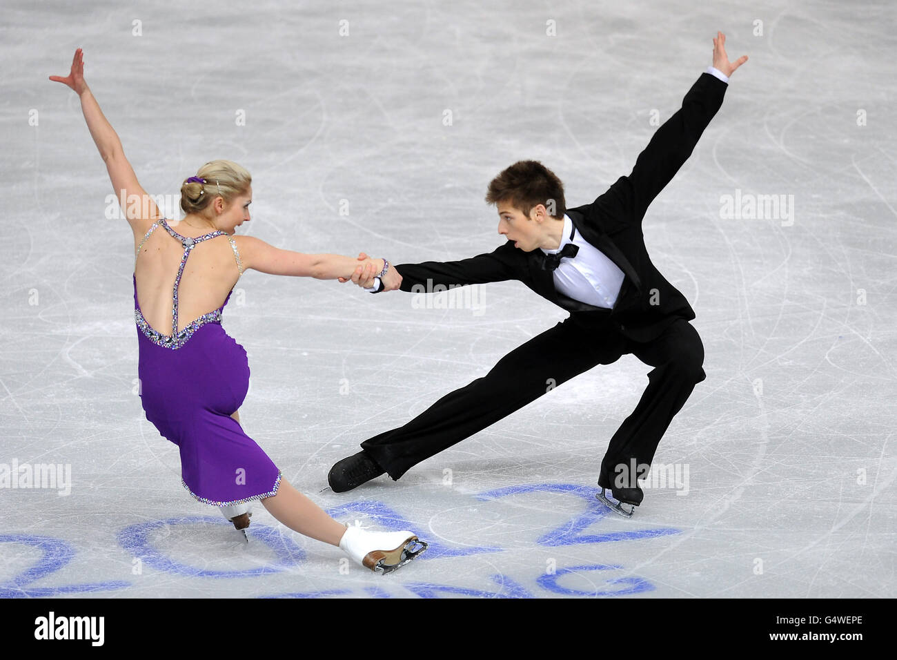 La majeure Dora Turoczi et Balazs de Hongrie en action lors de la ronde préliminaire de la danse sur glace Free Dance compétition pendant les championnats européens de patinage artistique à la Motorpoint Arena, Sheffield Banque D'Images