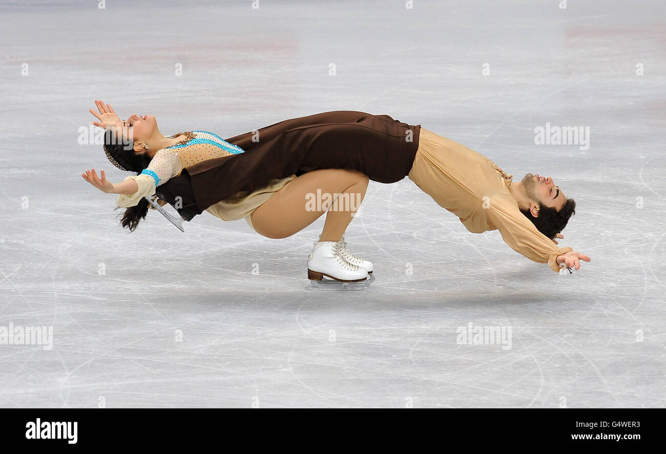 En Espagne, Sara Hurtado et Adriua Diaz sont en action pendant la ronde préliminaire de la compétition de danse libre sur glace pendant les championnats européens de patinage artistique à l'arène Motorpoint, Sheffield Banque D'Images