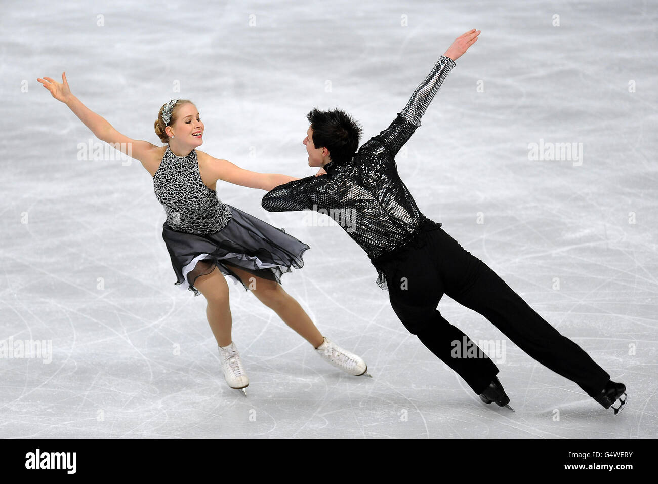 Henna Lindholm et Ossi Kanervo en Finlande en action lors de la ronde préliminaire de la compétition de danse libre sur glace lors des championnats européens de patinage artistique à la Motorpoint Arena, Sheffield Banque D'Images