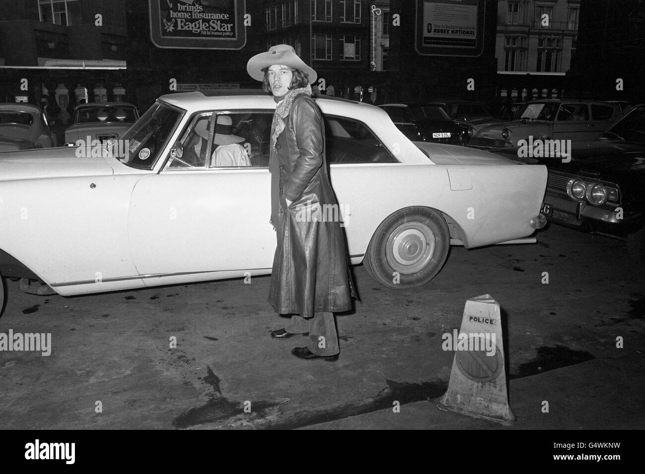 Le chanteur principal des Rolling Stones, Mick Jagger, arrive pour le concert de Newcastle par le groupe. Banque D'Images