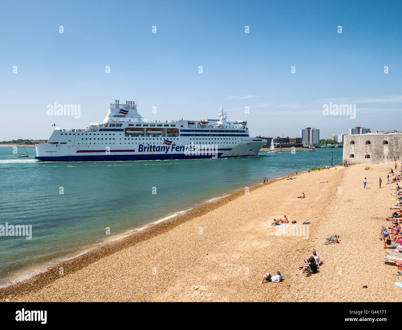 Brittany Ferries 'Normandie' entrant dans le port de Portsmouth UK Banque D'Images