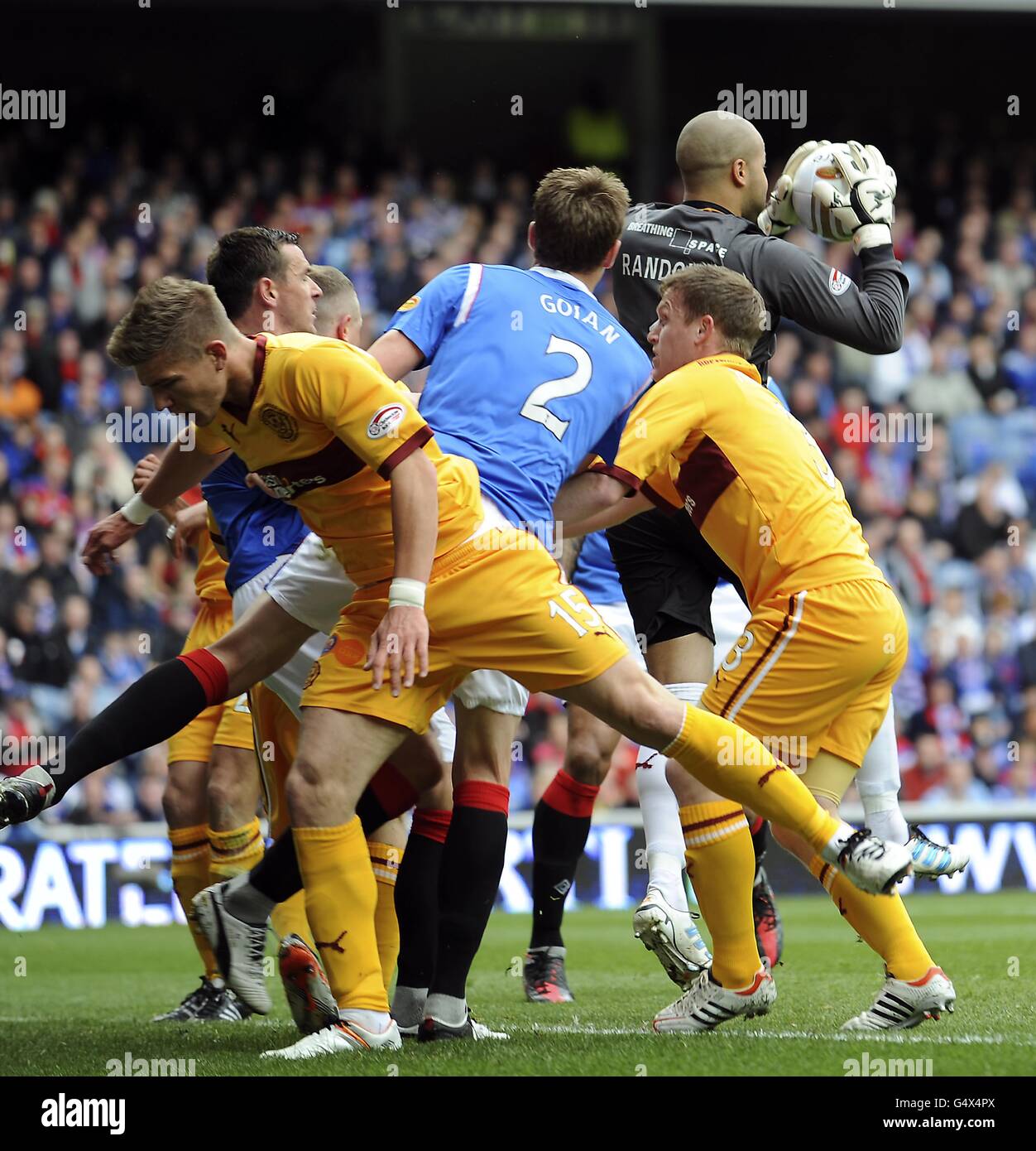 Soccer - Clydesdale Bank Scottish Premier League - Rangers contre Motherwell - Ibrox.Motherwells Darren Randolph sauve Banque D'Images