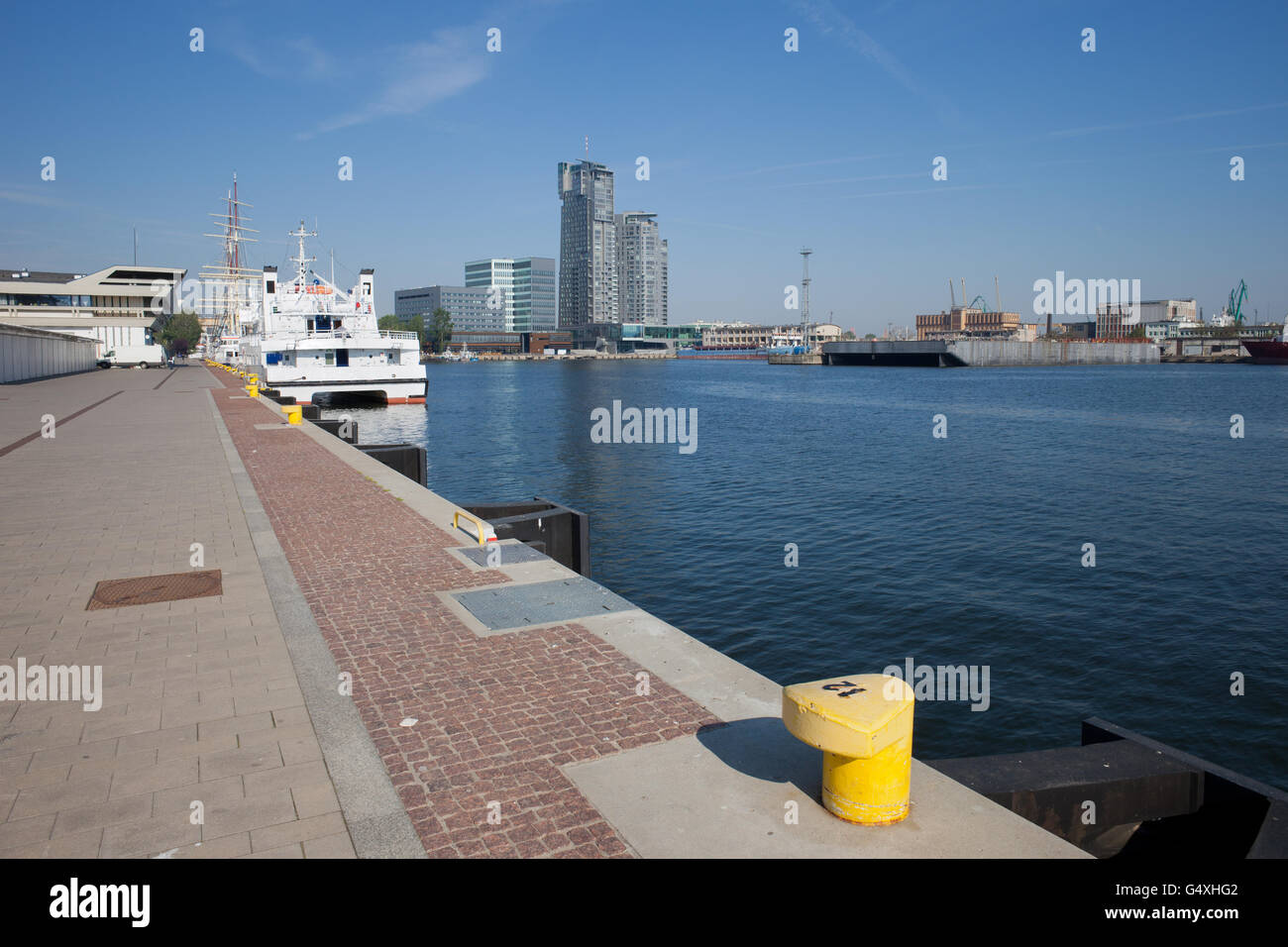 Jetée sud au bord de mer Baltique dans Ville de Gdynia, Pologne Banque D'Images
