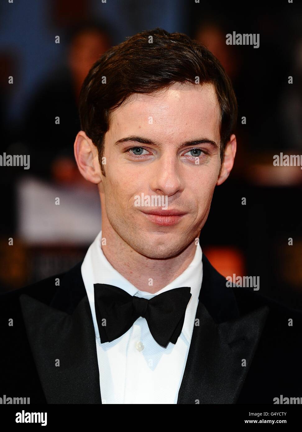Luke Treadaway arrive pour les Orange British Academy film Awards 2012 à l'Opéra Royal, Bow Street, Londres. Banque D'Images