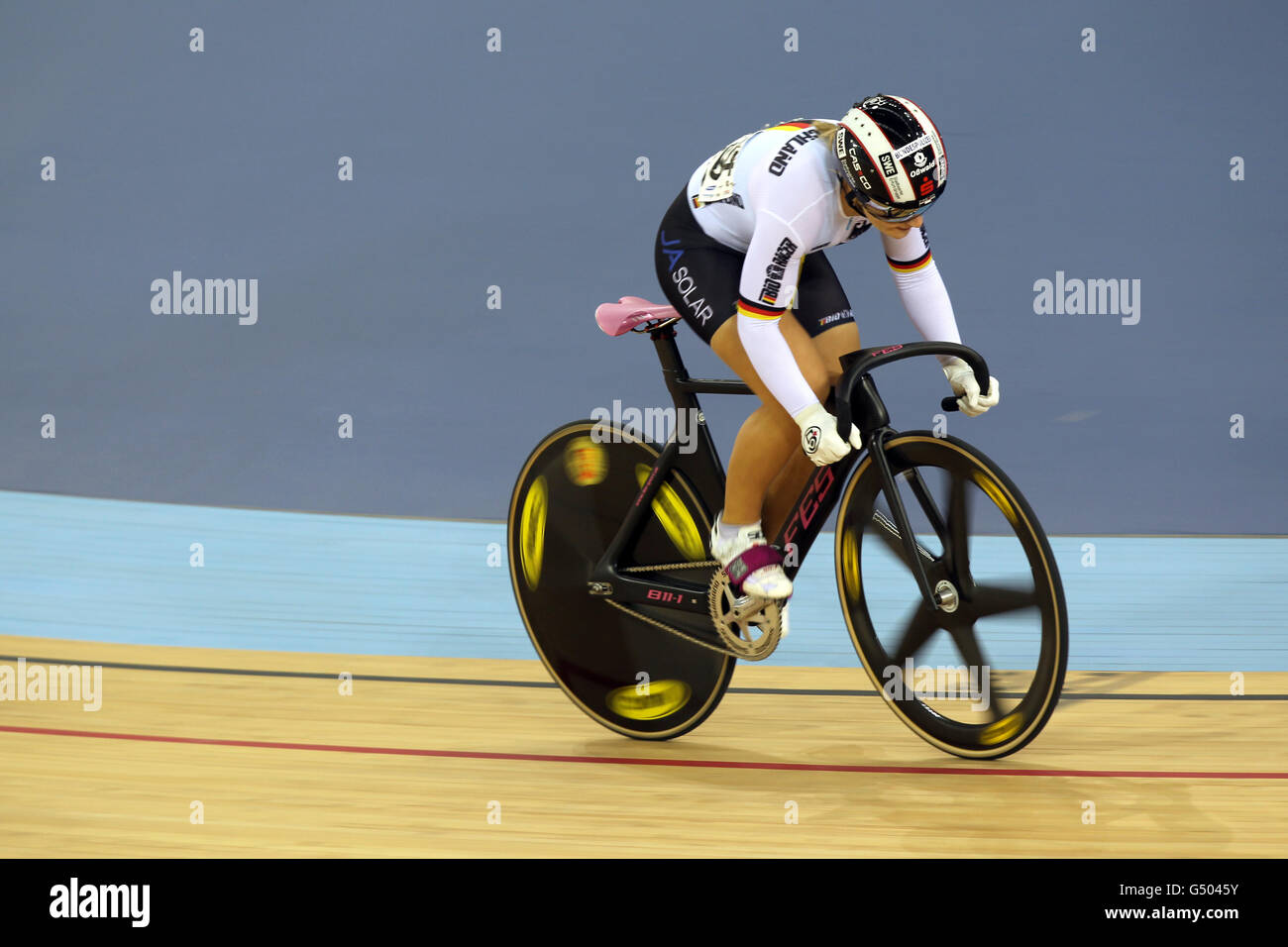 Cyclisme - UCI Track Cyclisme coupe du monde et épreuve des Jeux Olympiques - deuxième jour - Vélodrome olympique. Kristina Vogel, Allemagne Banque D'Images