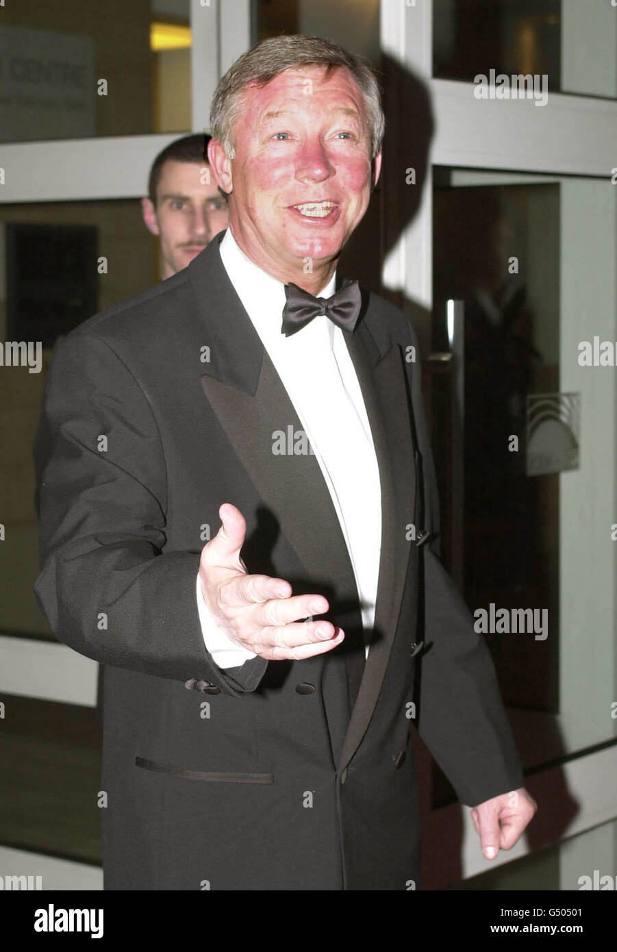 Sir Alex Ferguson, directeur de Manchester United, arrive à un dîner de témoignage tenu en son honneur au G-Mex Centre de Manchester. Banque D'Images