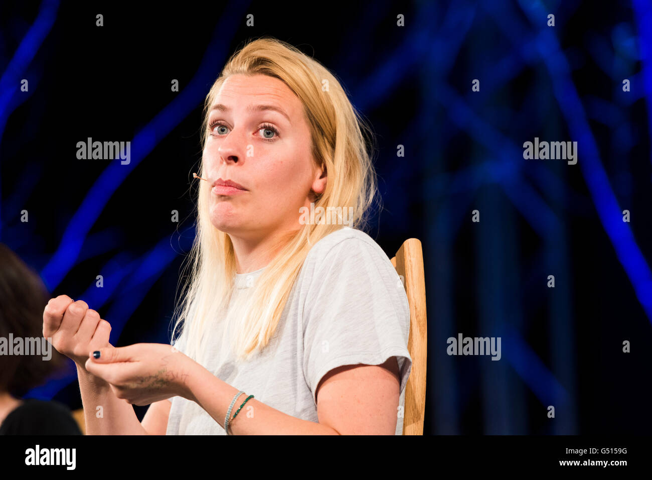 Sara Pascoe. L'écrivain anglais, humoriste et actrice. Au Hay Festival de la littérature et des Arts, le 30 mai 2016 Banque D'Images