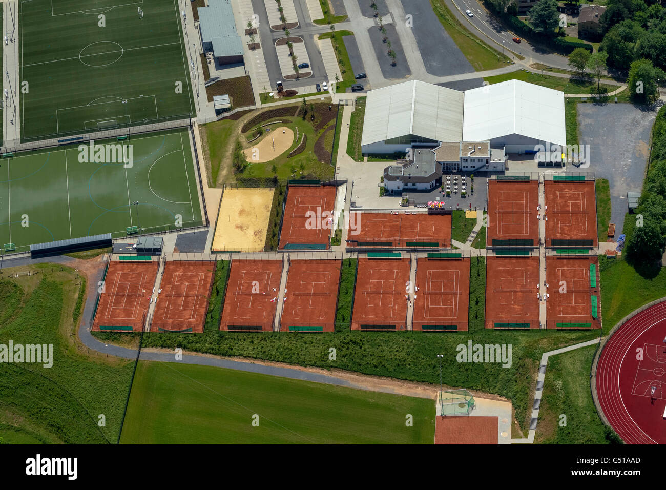 Vue aérienne, court de tennis, tennis, terre battue, d'argile rouge, les laitiers, les industriels Metzkausen avec tennis et Hockey Mettmanner Banque D'Images