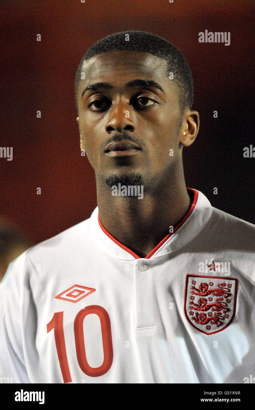 Football - U18 International - Angleterre / Pologne - Gresty Road. Jordy Hiwula, Angleterre Banque D'Images