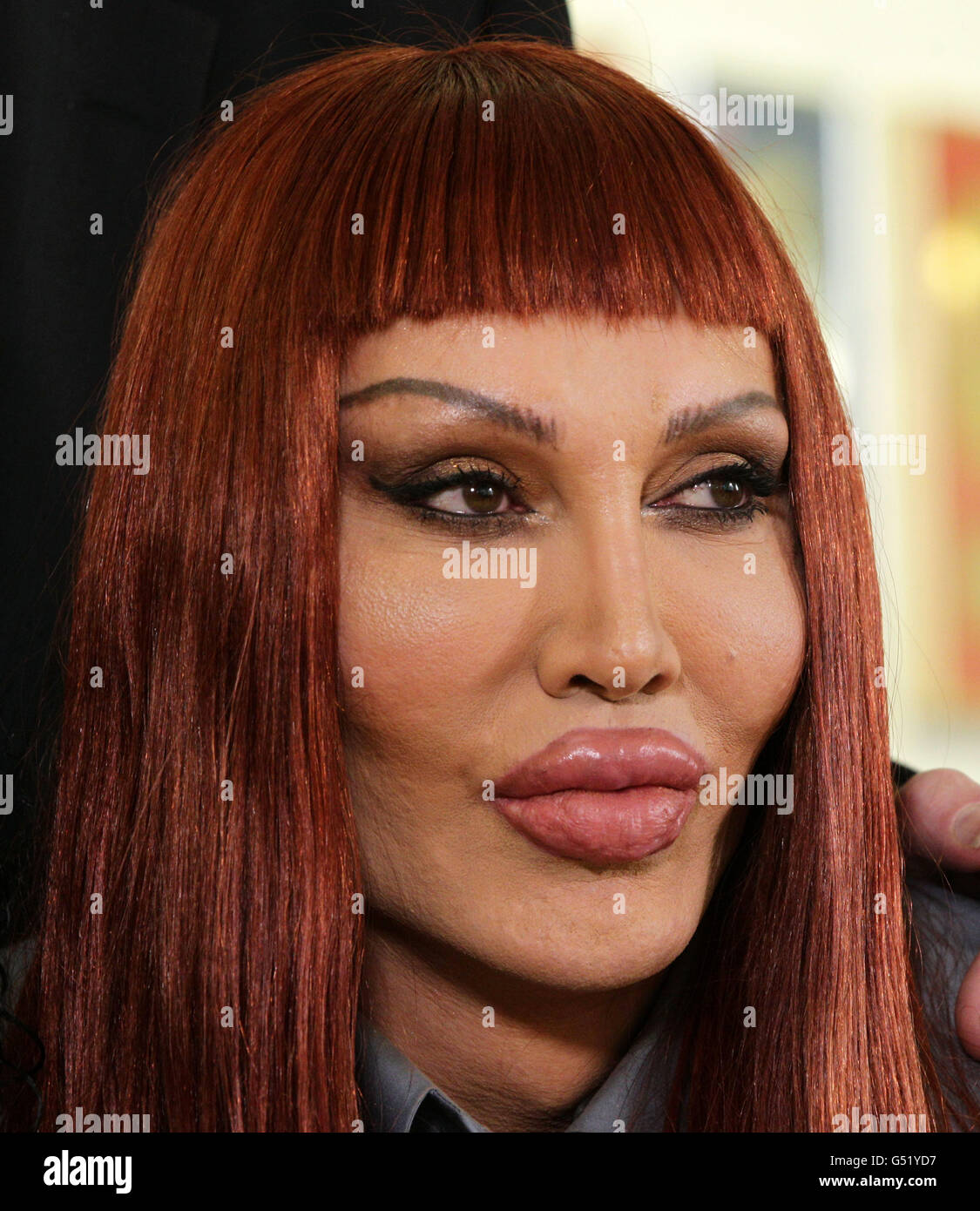 Pete Burns annonce un concert à venir, Hit Factory Live, qui se tiendra à Hyde Park à Londres le 11 juillet, au County Hall de Londres. Banque D'Images