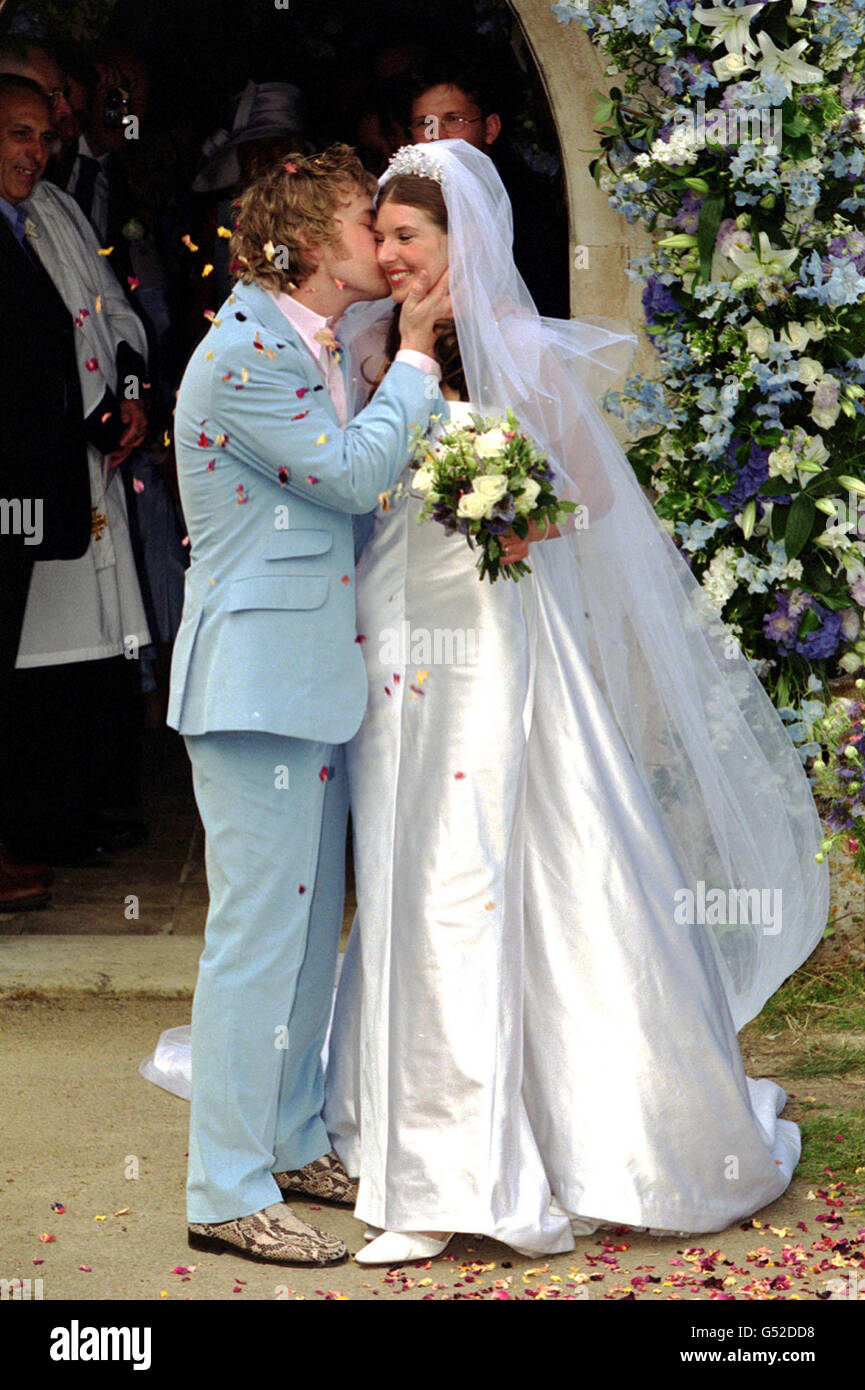 Jamie Oliver kiss mariage Banque D'Images
