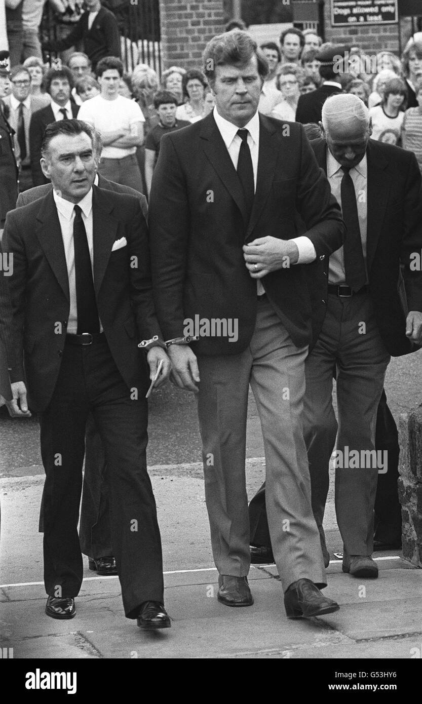 Gangster funéraire reggie kray Banque de photographies et d’images à