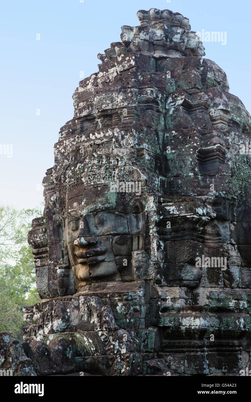 Visages de Bouddha au temple Bayon à Angkor Banque D'Images