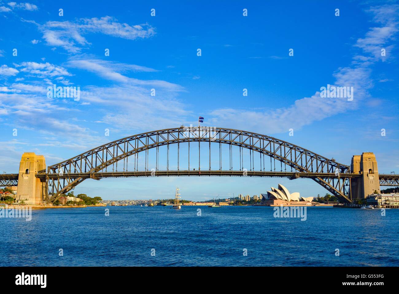 Vue sur le pont de Sydney de Blue Point, New South Wales, Australia Banque D'Images