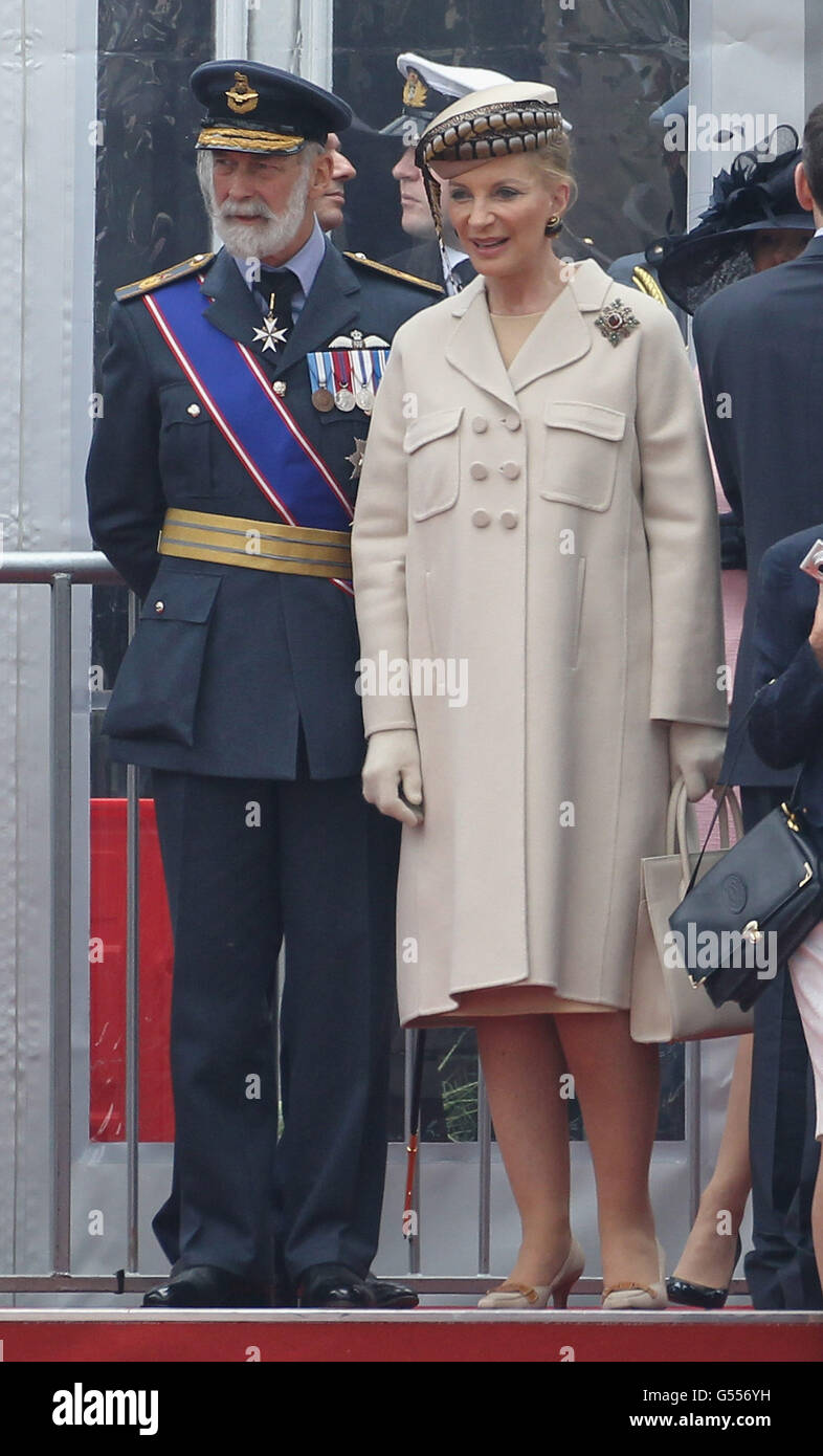 Le prince Michael de Kent et la princesse Michael de Kent assistent à la parade des forces armées et à Muster au château de Windsor, dans le Berkshire. APPUYEZ SUR ASSOCIATION photo. Date de la photo: Samedi 19 mai 2012. Voir PA Story ROYAL Jubilee. Le crédit photo devrait se lire: Chris Jackson/PA Wire Banque D'Images