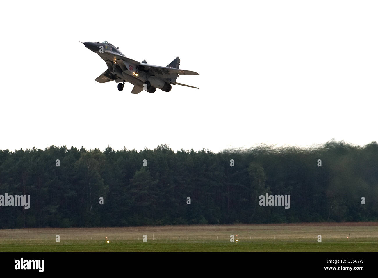 Lask, Pologne. 26 Septembre, 2015. MiG 29 de l'Armée de l'Air polonaise ©Marcin Rozpedowski/Alamy Stock Photo Banque D'Images