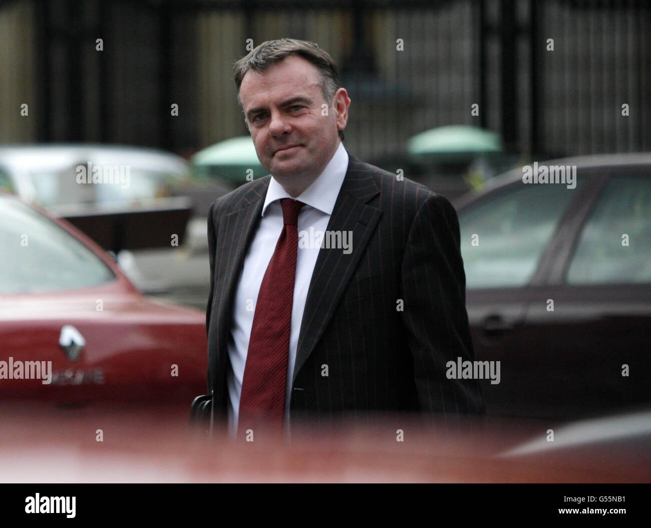 Le directeur général de RTE, Noel Curran, arrive à Leinster House, Dublin, pour répondre aux questions du comité Dail sur les communications, les ressources naturelles et l'agriculture. Banque D'Images