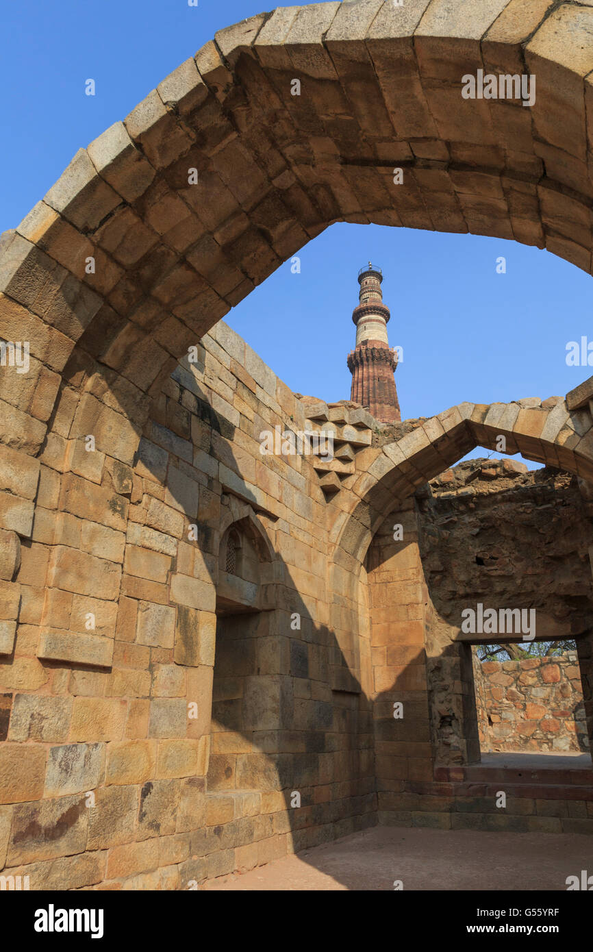 Qutb Minar Minaret et complexe Qutb, Delhi, Inde Banque D'Images