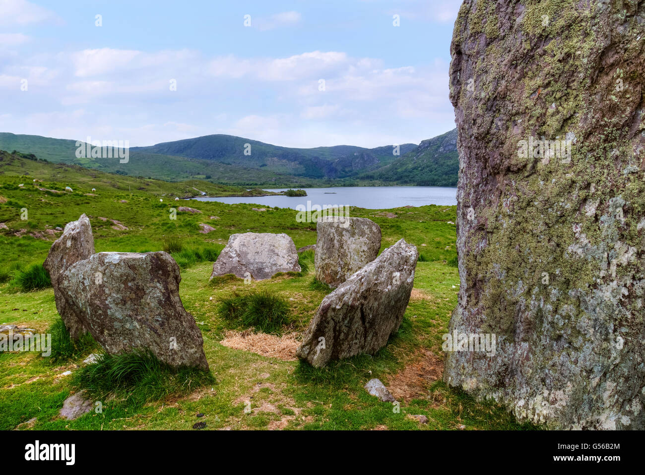 Uragh Stone Circle, Loch Inchiquin, Péninsule de Beara, comté de Kerry, Irlande, Banque D'Images