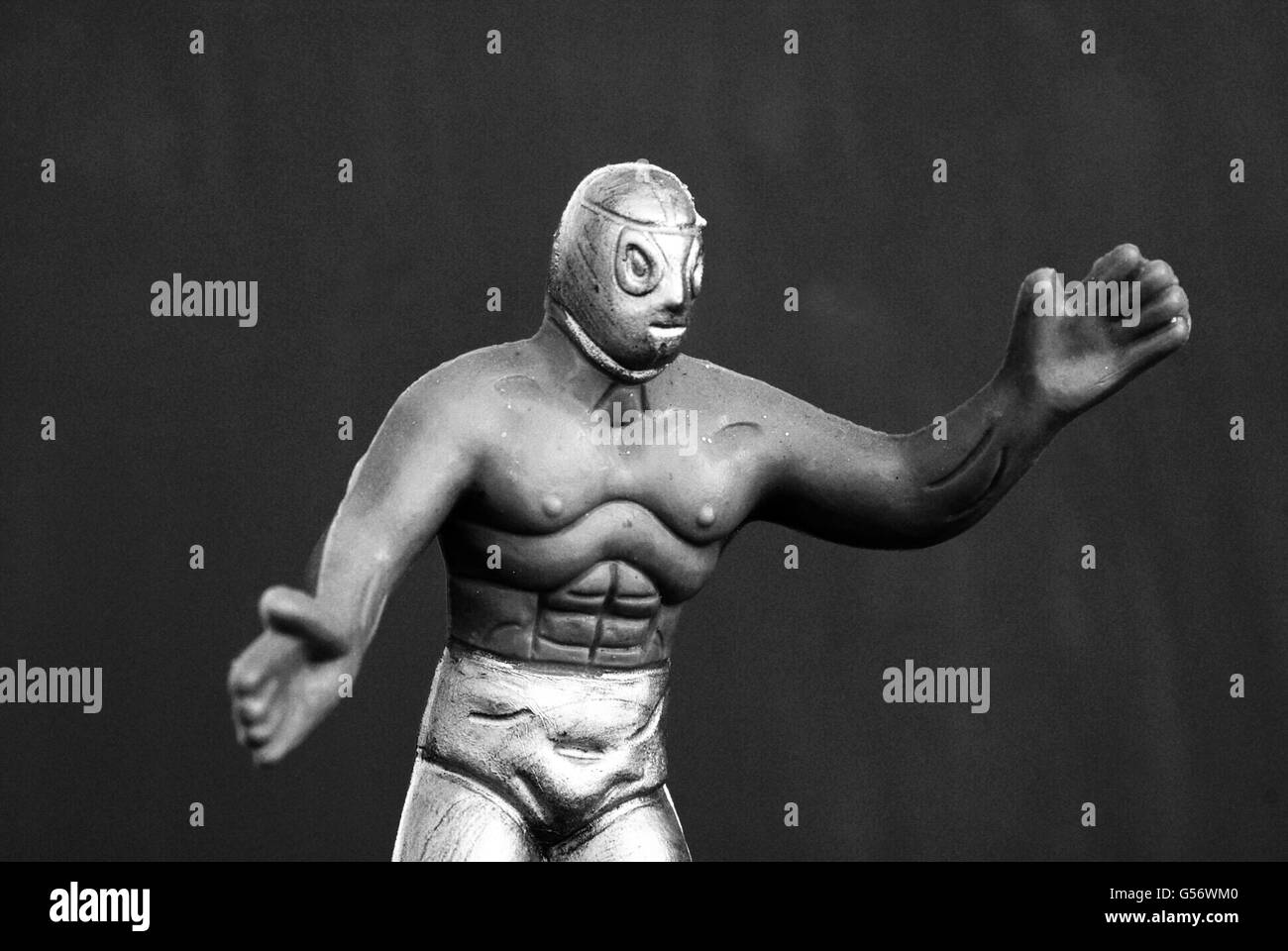 Photographie d'un catcheur mexicain masqué jouets en plastique figure Banque D'Images