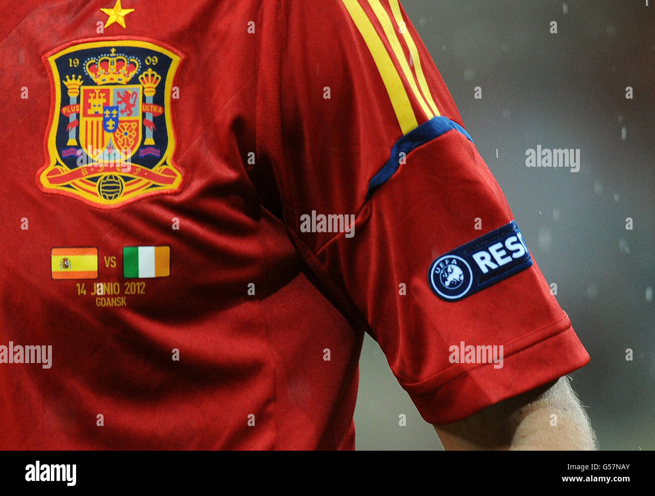 Football - UEFA Euro 2012 - Groupe C - Espagne / République d'Irlande - Arena Gdansk.Maillot d'Espagne avec logo match pour le match contre la République d'Irlande Banque D'Images