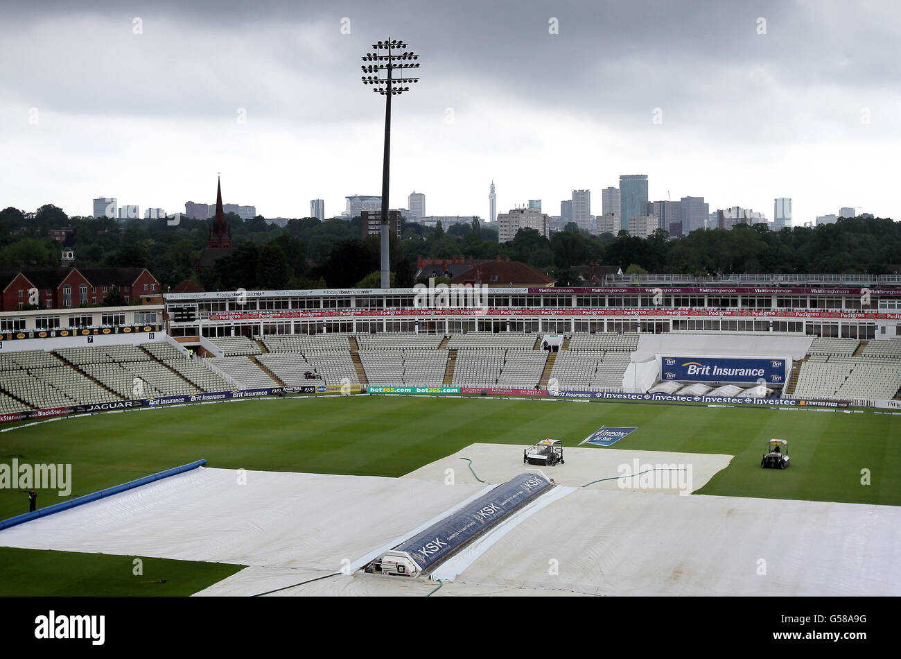 Cricket - série de tests Investec 2012 - troisième test - Angleterre / Antilles - cinquième jour - Edgbaston.La pluie retarde le début des derniers jours de jeu lors du troisième Test Match à Edgbaston, Birmingham. Banque D'Images