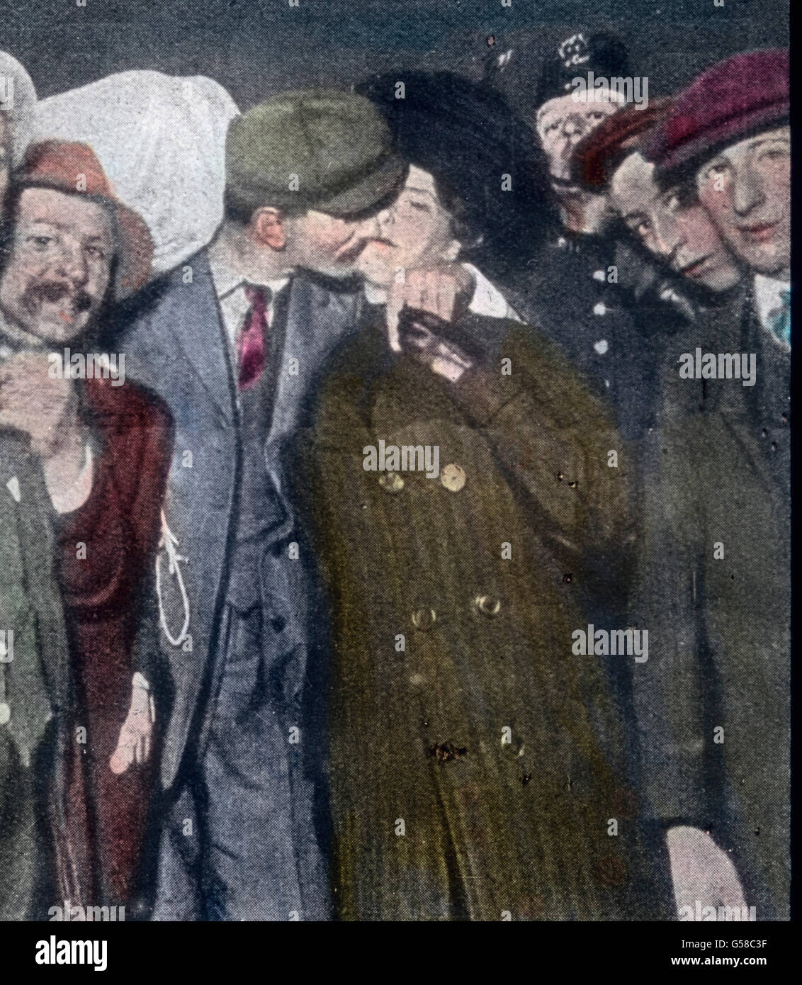 Ist das Unglück überlebt. Die Schiffbrüchigen der RMS Titanic sind am 18. Avril 1912 von der RMS Carpathia à New York abgesetzt worden und können sich, dass sie schätzen glücklich noch leben. Le voyage inaugural du Titanic Titanic 1912, catastrophe, les survivants, l'histoire, historique, Carl Simon, lame de verre colorée à la main Banque D'Images