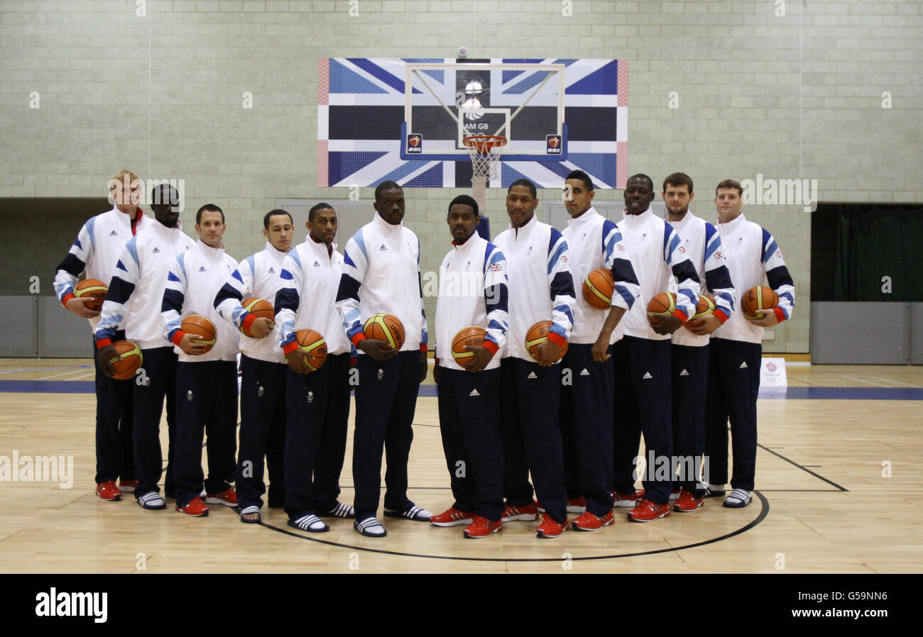 Olympiades - Jeux Olympiques de Londres 2012 - Basketball - session de formation Team GB - Université de Loughborough.Équipe de basket-ball des hommes de la Grande-Bretagne lors d'une séance photo à l'université de Loughborough, à Loughborough. Banque D'Images