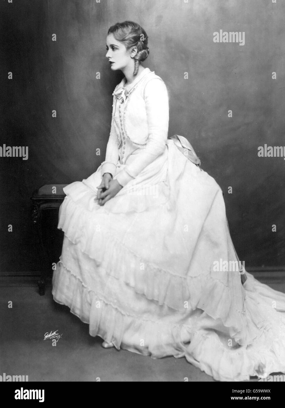 Evelyn Laye est la star de la production de Broadway de « Bitter Sweet » de Noel Coward. Banque D'Images