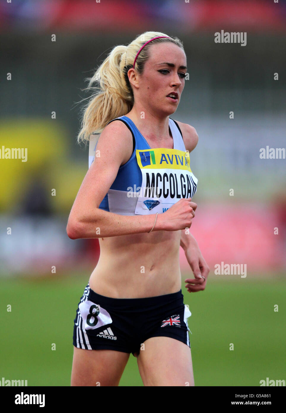 Eilish McColgan en Grande-Bretagne pendant les 5 000 m féminin pendant la première journée du Grand Prix d'Aviva de Londres 2012 au Crystal Palace National Sports Center, Londres. Banque D'Images