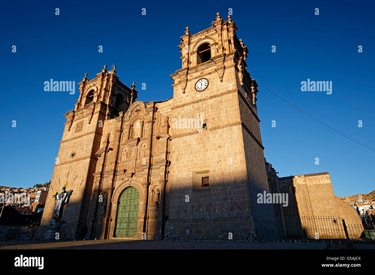 Puno Cathedral, Plaza de Armas, Puno, Pérou Banque D'Images