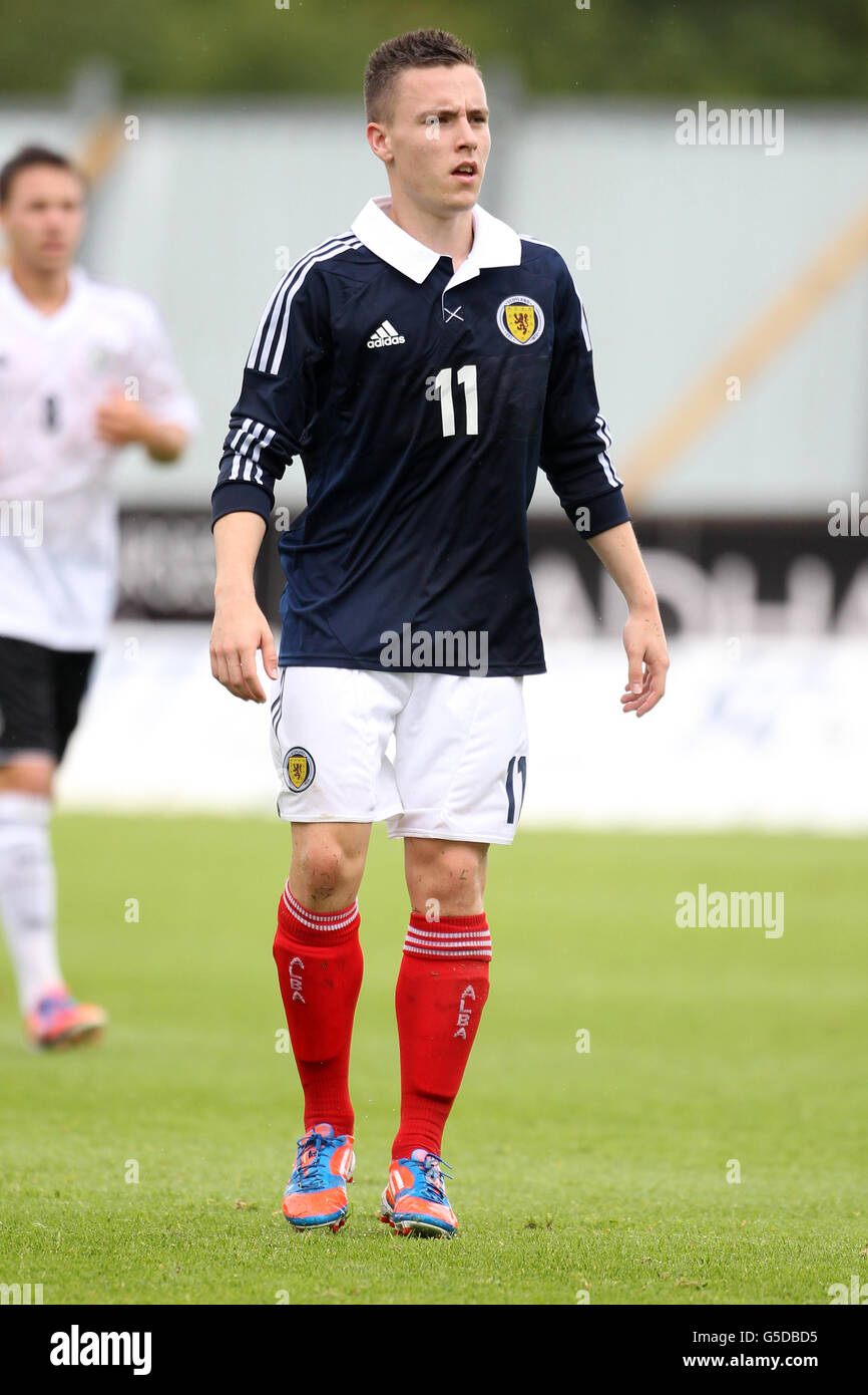Football - International Challenge Match - Scotland U19 / Germany U19 - The Falkirk Stadium. Barrie McKay, Écosse Banque D'Images Football - International Challenge Match - Scotland U19 / Germany U19 - The Falkirk Stadium. Barrie McKay, Écosse Banque D'Images