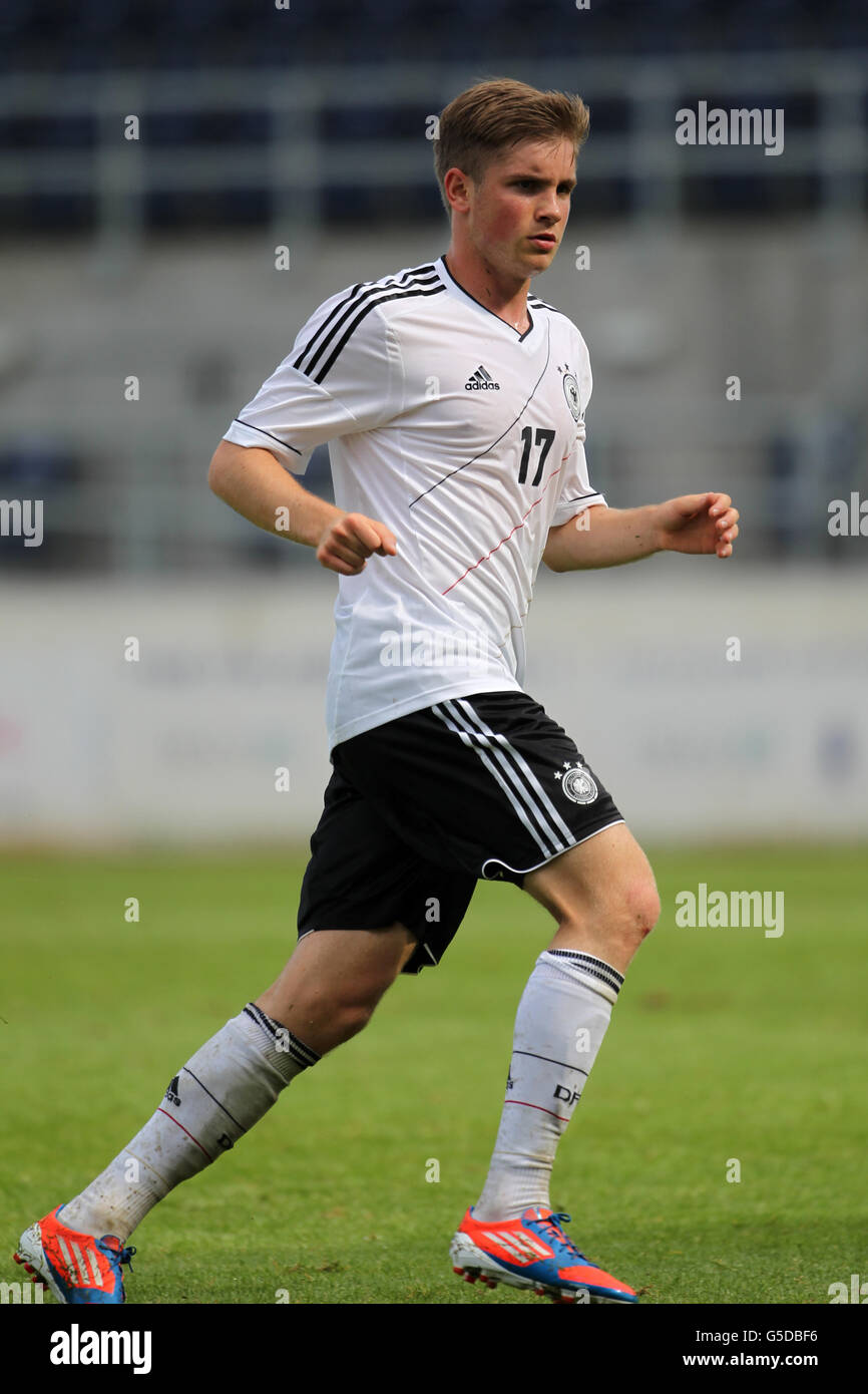 Football - International Challenge Match - Scotland U19 / Germany U19 - The Falkirk Stadium. Patrick Weihrauch, Allemagne Banque D'Images Football - International Challenge Match - Scotland U19 / Germany U19 - The Falkirk Stadium. Patrick Weihrauch, Allemagne Banque D'Images