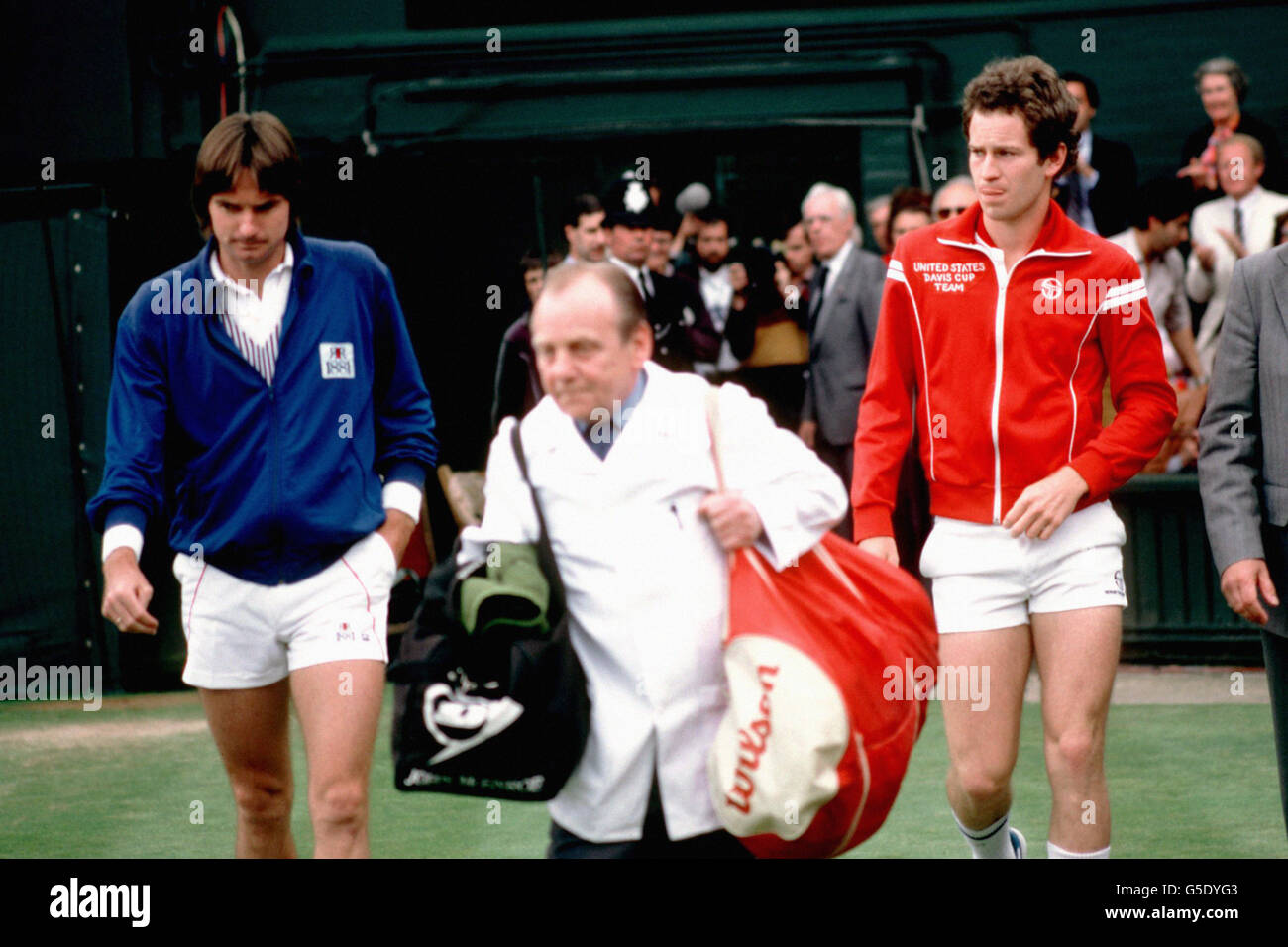 Photo Presse Vintage Tennis – Jimmy Connors Et Miss Monde – Tirage Original 1976 – 20x15 Cm