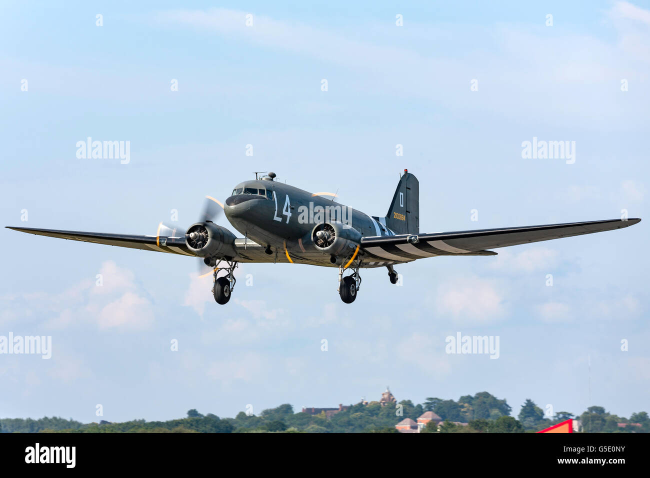 La Seconde Guerre mondiale, Douglas C-47 Dakota DC-3 (avion de transport) au Farnborough International Airshow. Banque D'Images