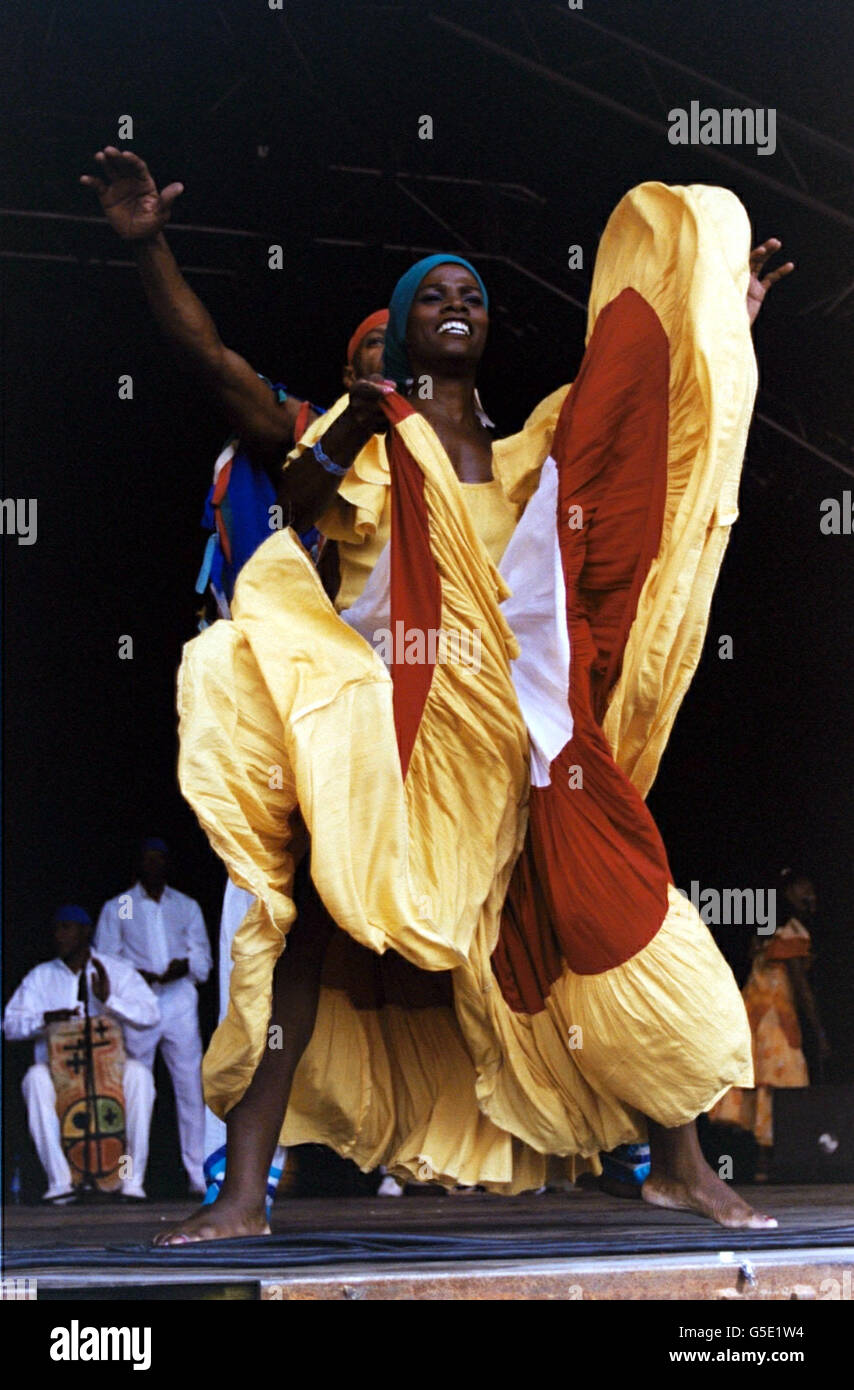 Folklorio Cutumba Ballet WOMAD Banque D'Images