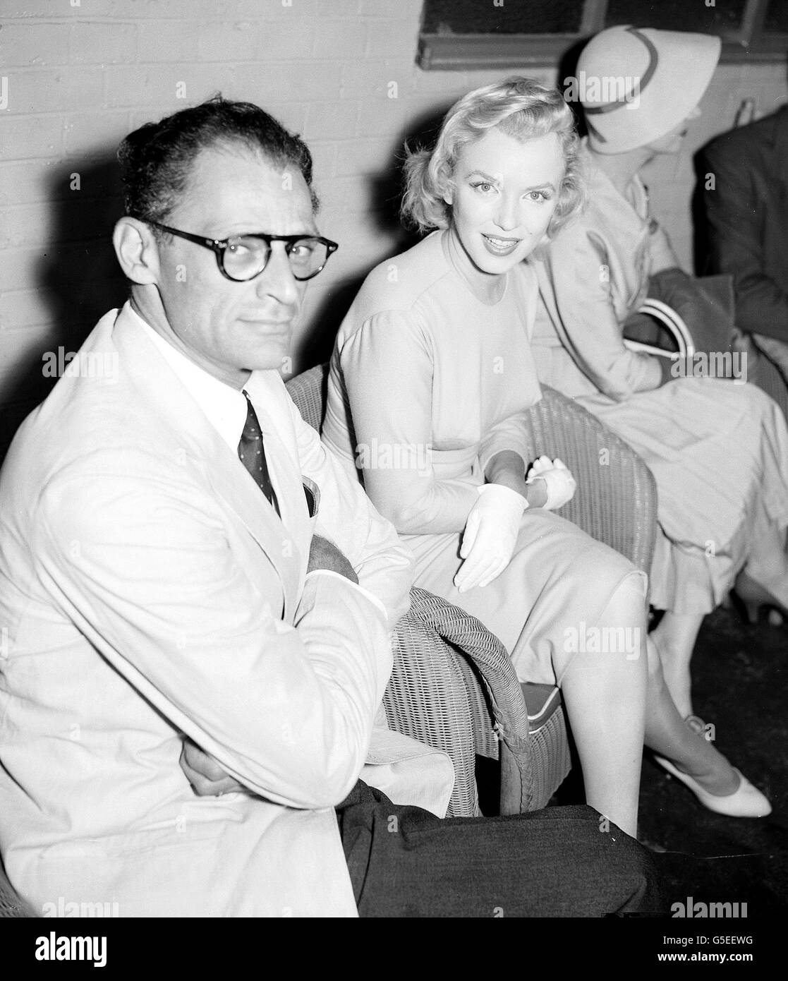Marilyn Monroe et Arthur Miller Photo Stock - Alamy
