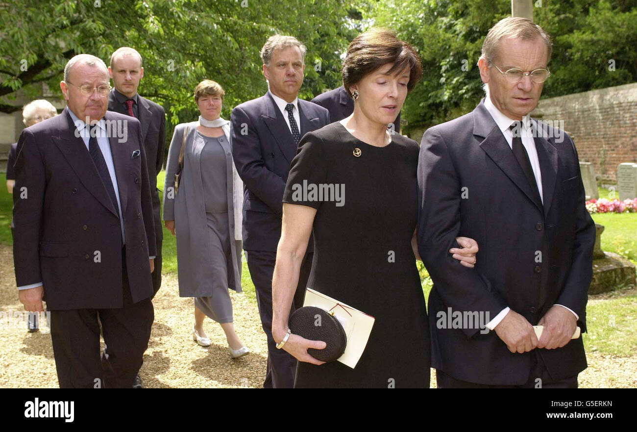 Jeffrey Archer Mère Funeral Banque D'Images