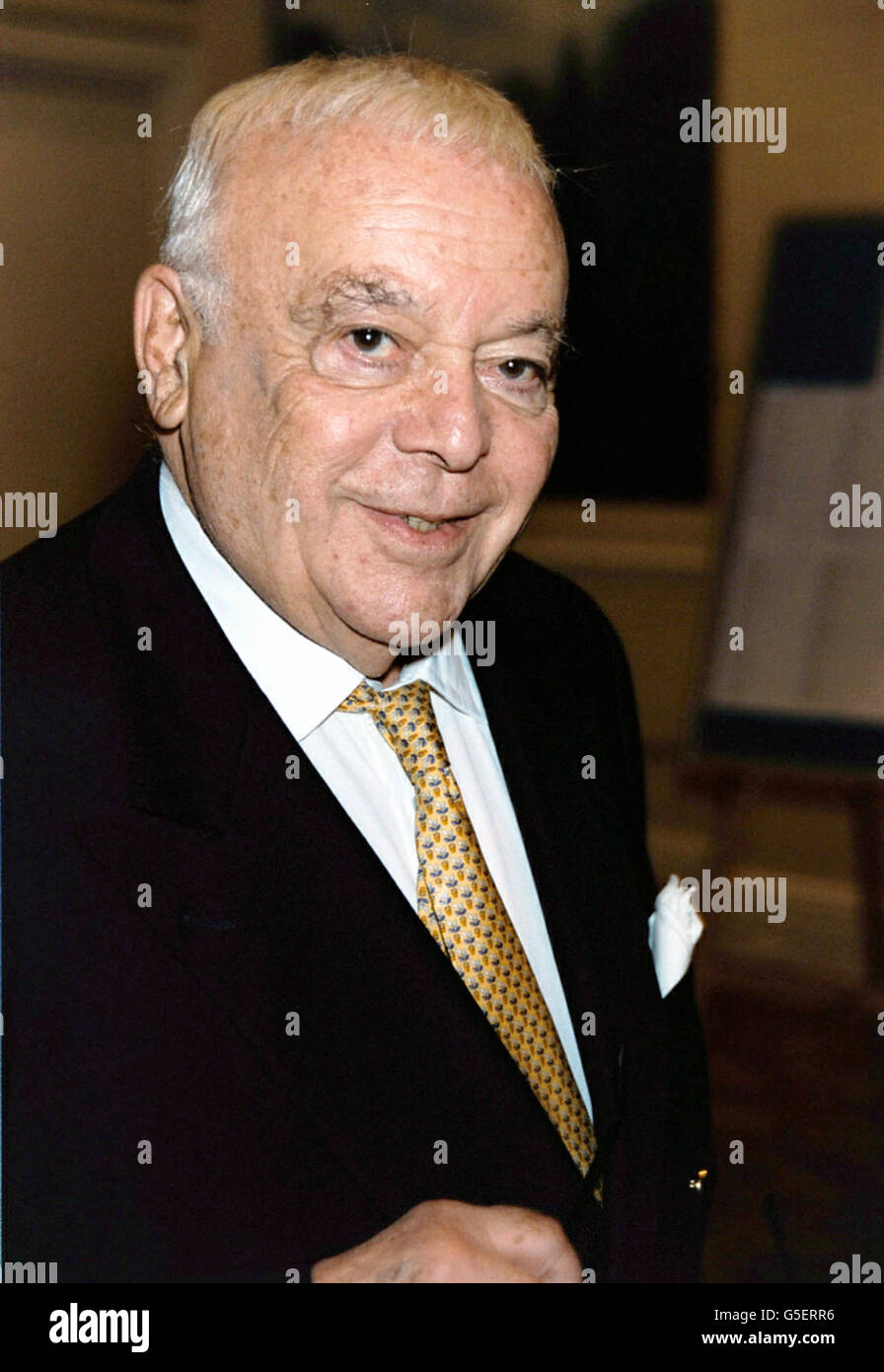 Acteur Herbert LOM lors du déjeuner d'hommage de Comic Heritage pour Sir Norman Wisdom au Meridien à l'hôtel Grosvenor House dans le centre de Londres. Banque D'Images
