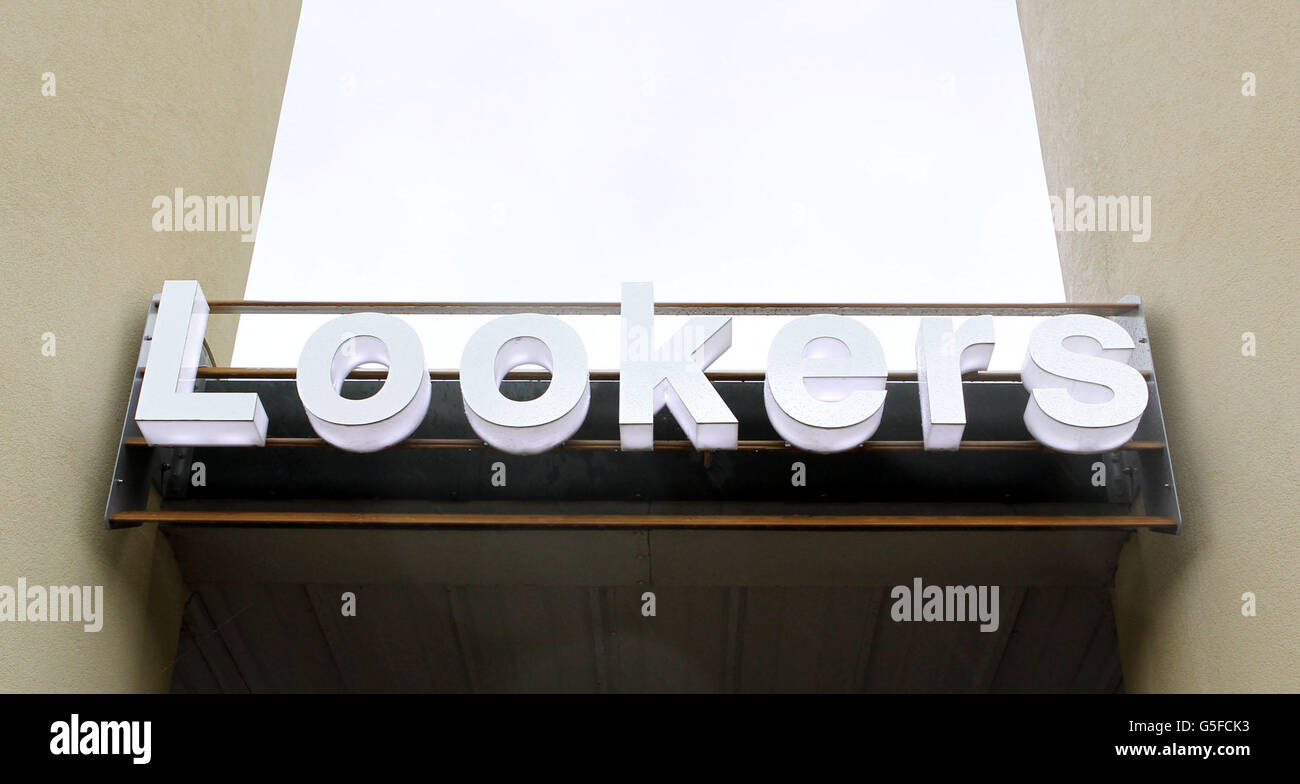 Les pillards de Chelmsford Essex, alors que la concession automobile avec 69 sites a pris l'oeil de l'investisseur milliardaire George Soros après qu'il a acheté une participation de 4.5% dans l'entreprise. Banque D'Images