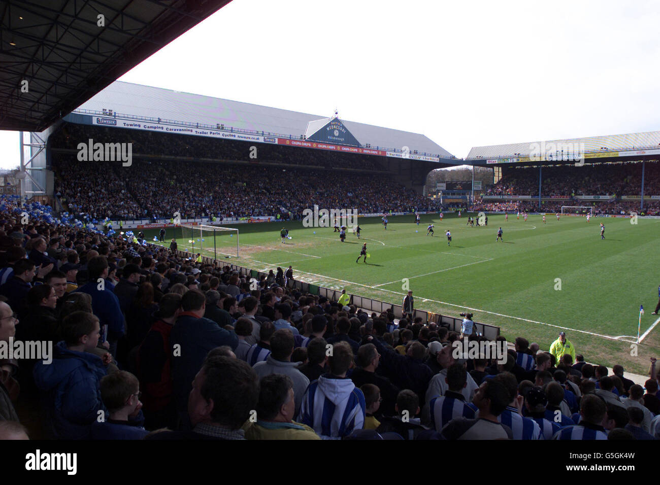 Hillsborough Maison de Sheffield mercredi, dans le derby local avec Sheffield Utd Nationwide div 1 saison 2000-01. PAS D'UTILISATION DU SITE WEB DU CLUB OFFICIEUX. Banque D'Images