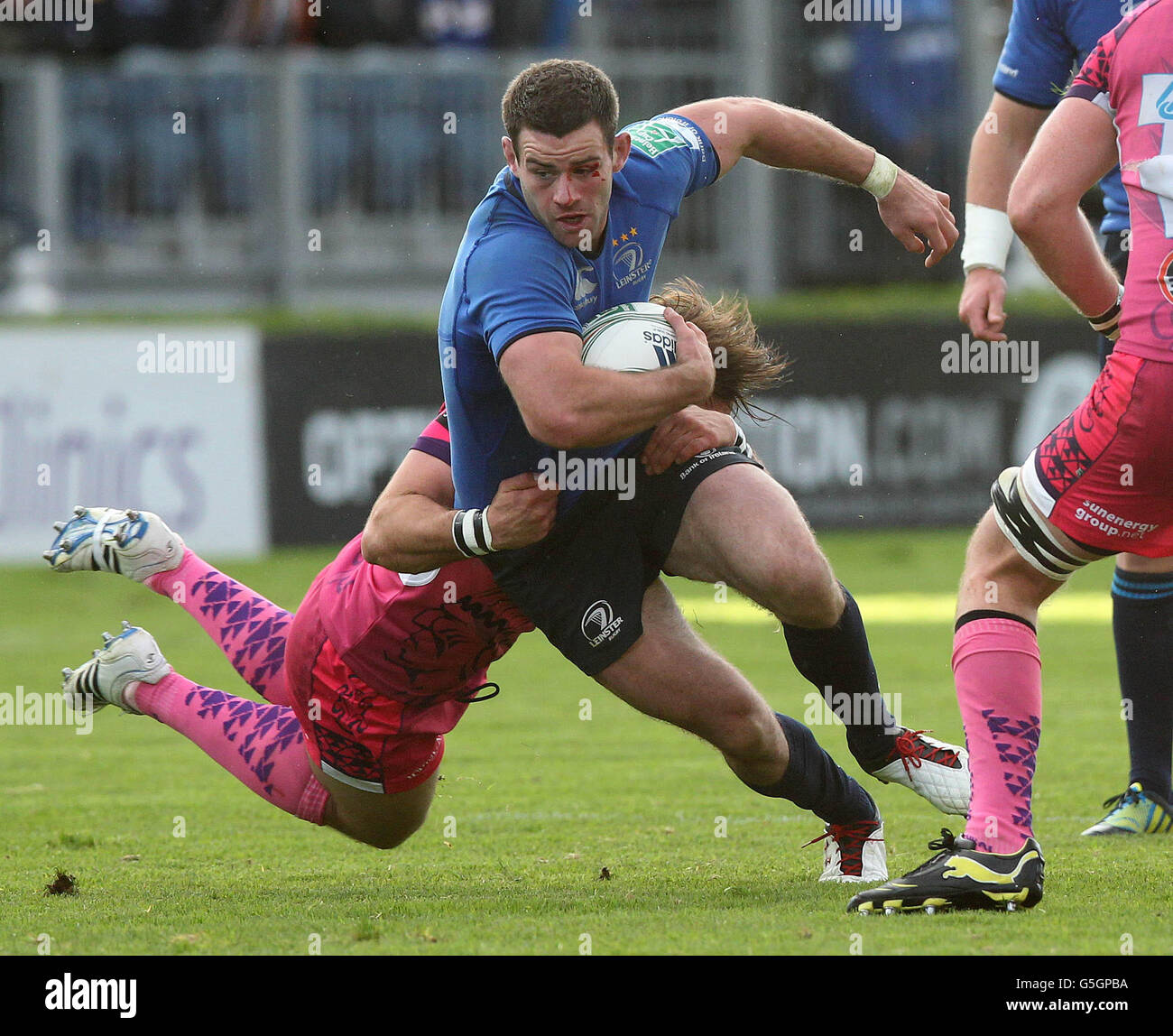 Rugby Union - Heineken Cup - Pool 5 - Leinster v Exeter Chiefs - RDS.Fergus McFadden de Leinster et Chris Whitehead des chefs Exeter lors du match Heineken Cup Pool Five au RDS, Leinster. Banque D'Images