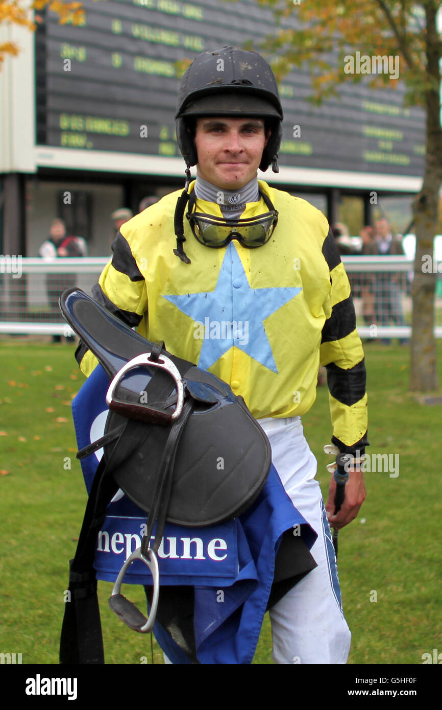 Courses hippiques - Cheltenham.Jockey Liam Treadwell après l'obstacle de Neptune Investment Management Banque D'Images