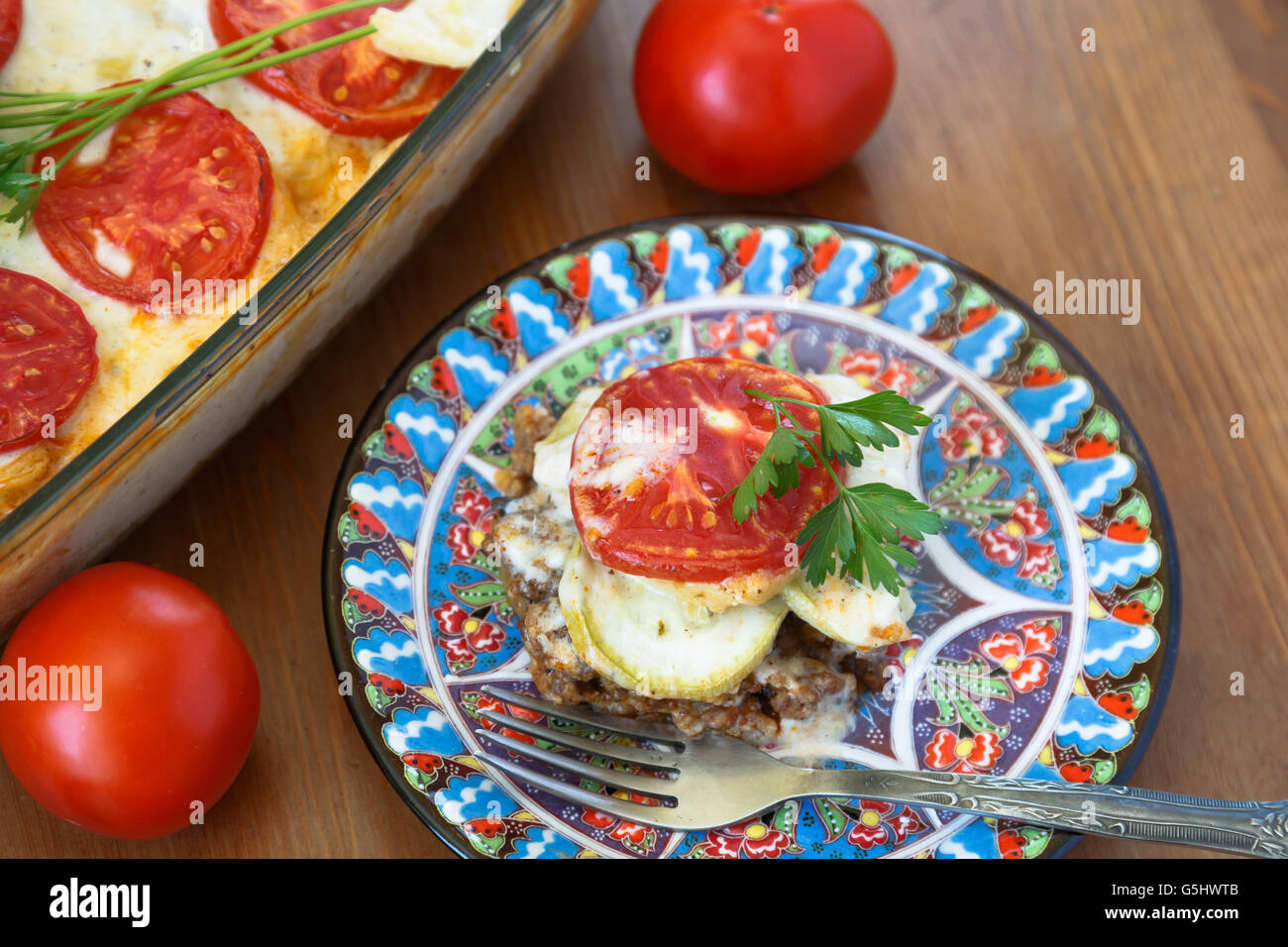 La Moussaka plat d'aubergine et la viande, repas grec Banque D'Images